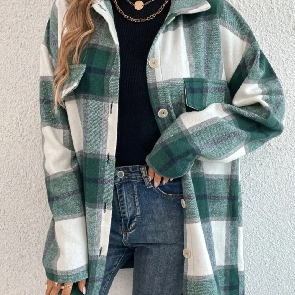 Green Plaid Women's Jacket - Picture 5 of 5